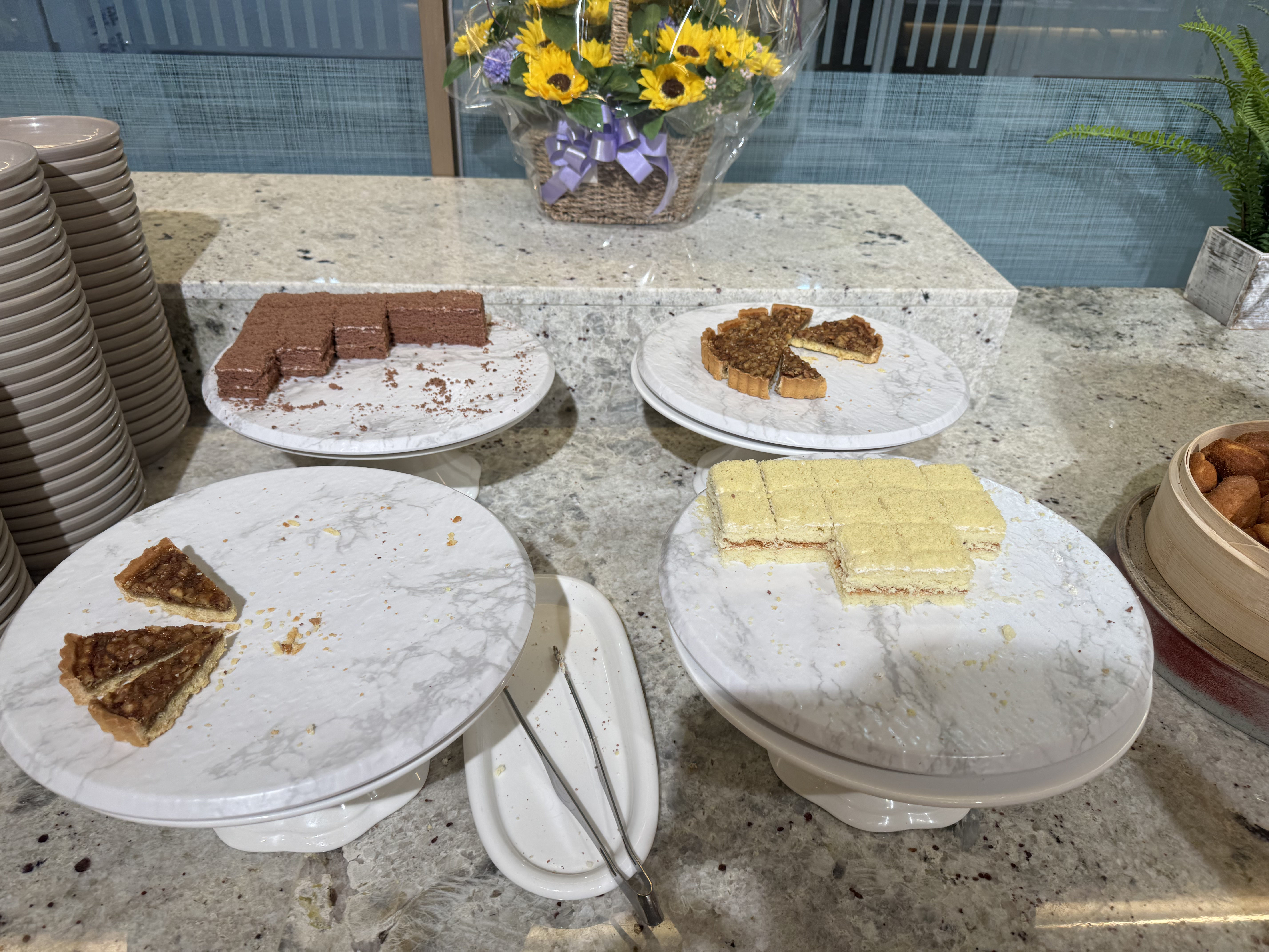 Dessert corner cakes