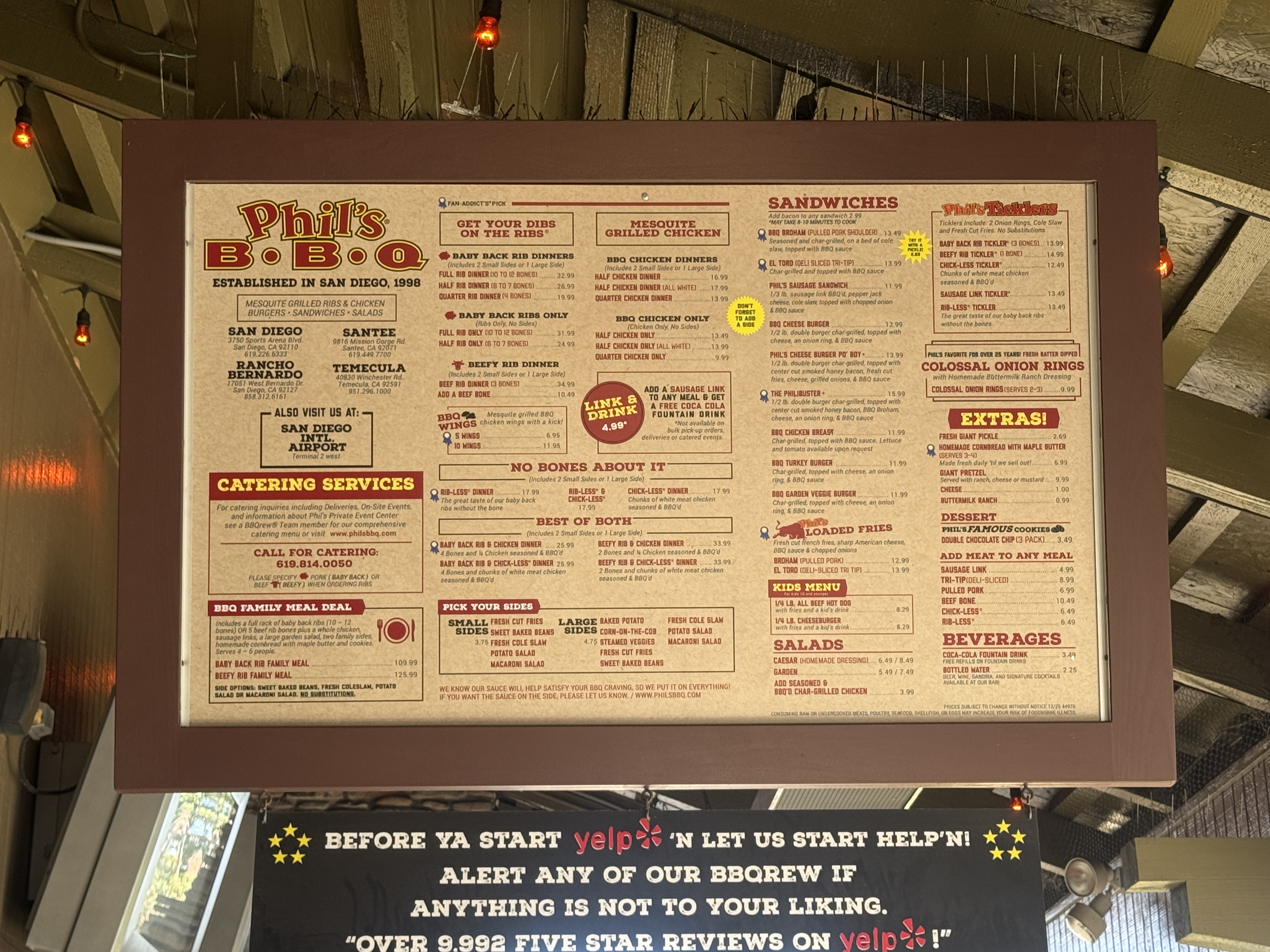 필스 비비큐 메뉴판