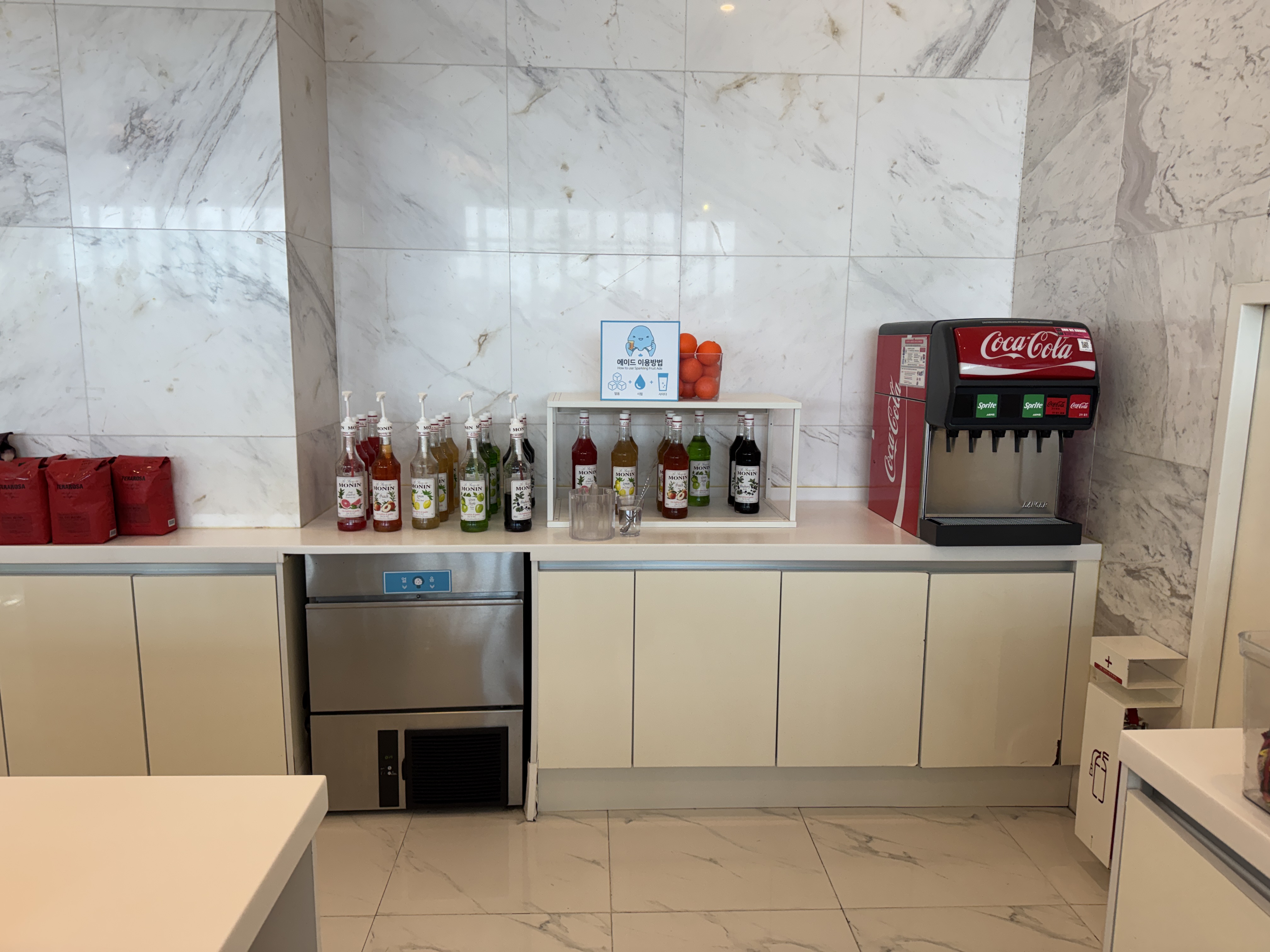 별침대 시럽 및 음료 디스펜서