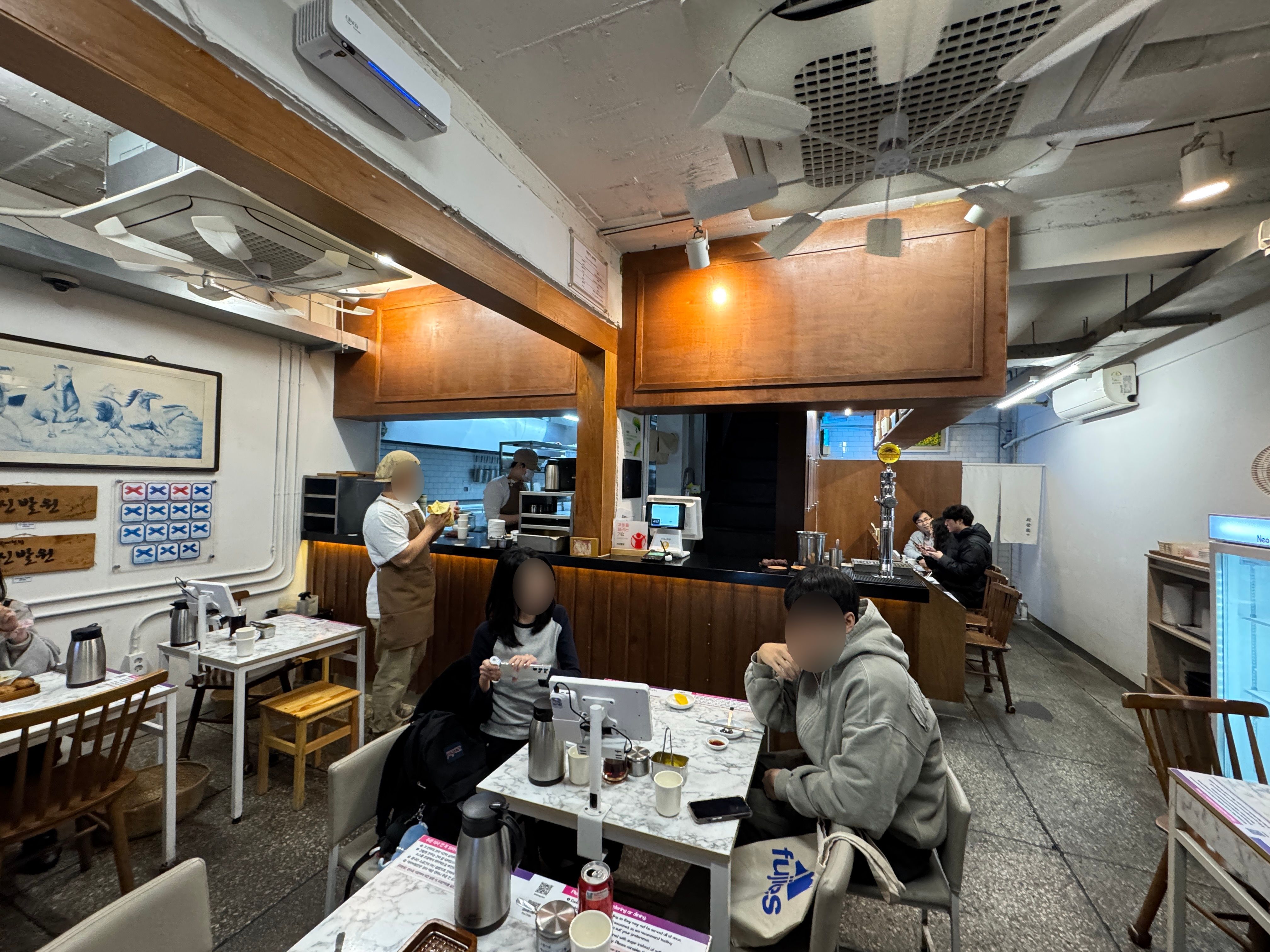 신발원 매장 내부