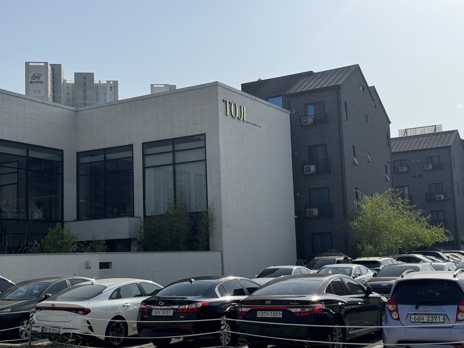 토지 베이커리&브런치 카페 본점 외관